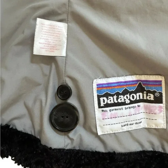 Patagonia Girls' Pelage Jacket Black Faux Fur Size 8 - Picture 7 of 8